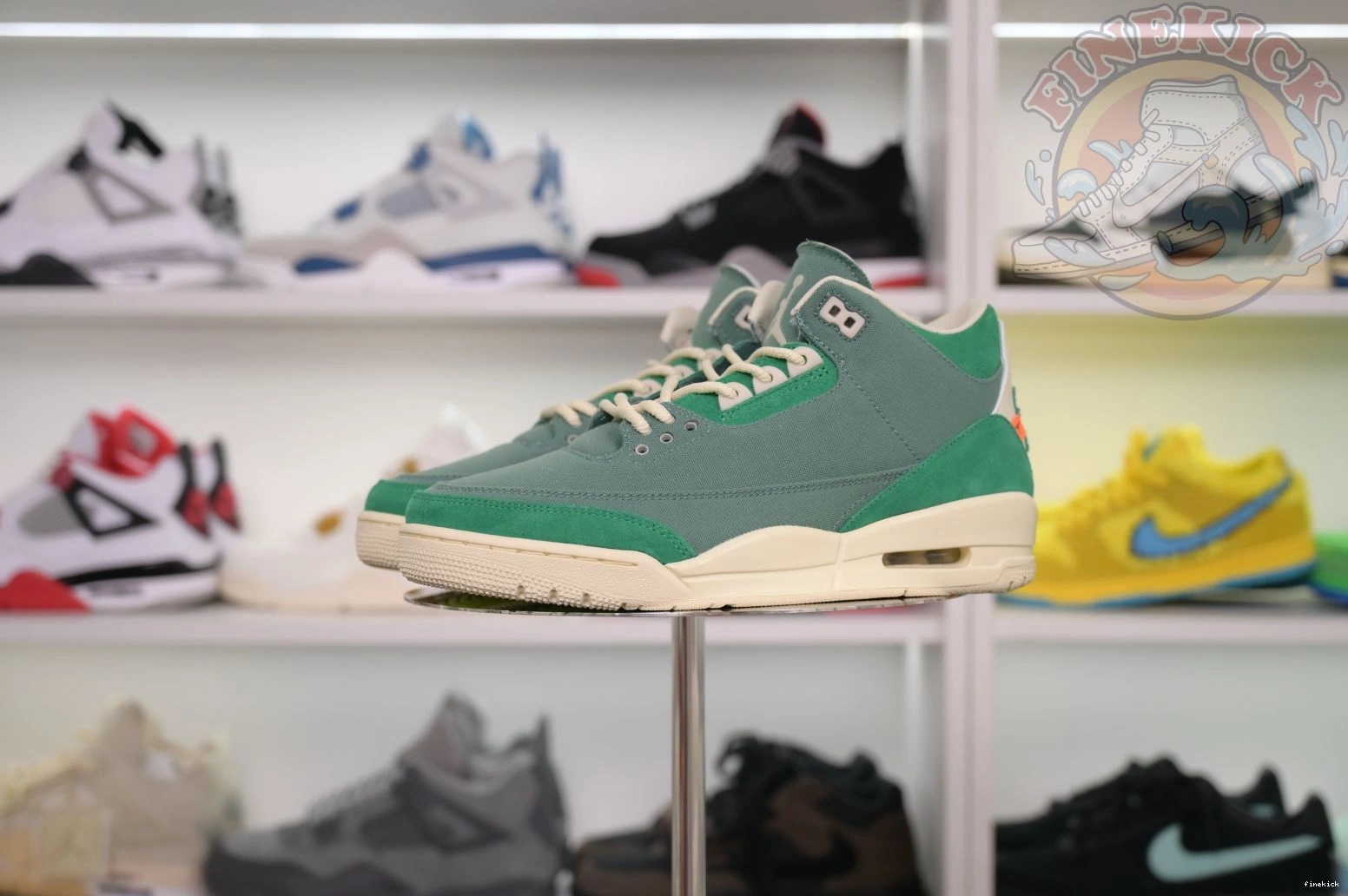 3 OG WMNS